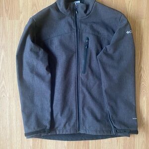 Columbia Men's Black/Grey-ish Performance Jacket